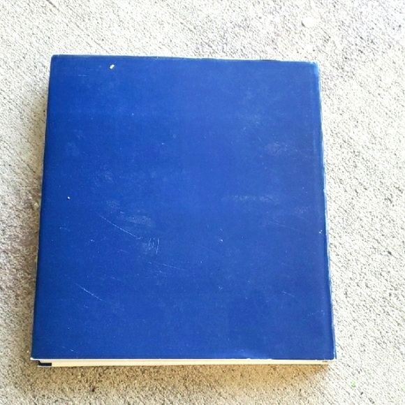 Original "Zsolnay" hardcover- History of family n' company, written in Hungarian - Picture 2 of 7